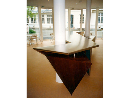 helene-vans-rennes-furtivite-sculpture-bar-1996-04